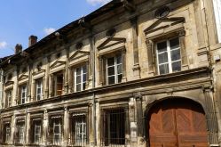 L'Hôtel de Faillonnet à St-Mihiel, typiquement Renaissance.