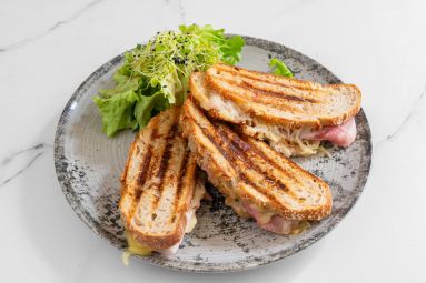 Croque monsieur plat