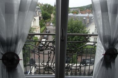 Mme PERRU PATRICIA