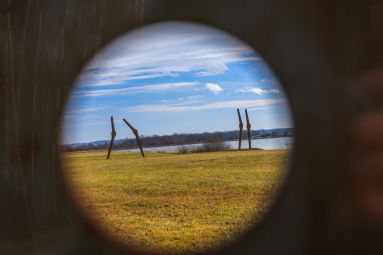 PnrL / 'Les Echasses', œuvre de Victoria Klotz