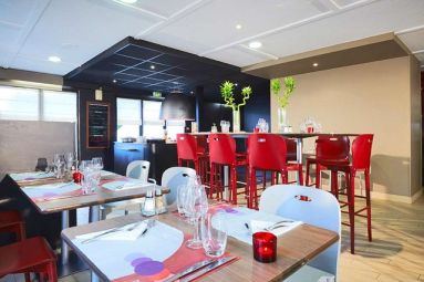 Hôtel Restaurant Campanile Technopole Metz