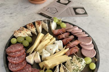 LE HOSCHTA CAFÉ ÉPICERIE DÉPÔT DE PAIN