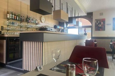 Chez nous